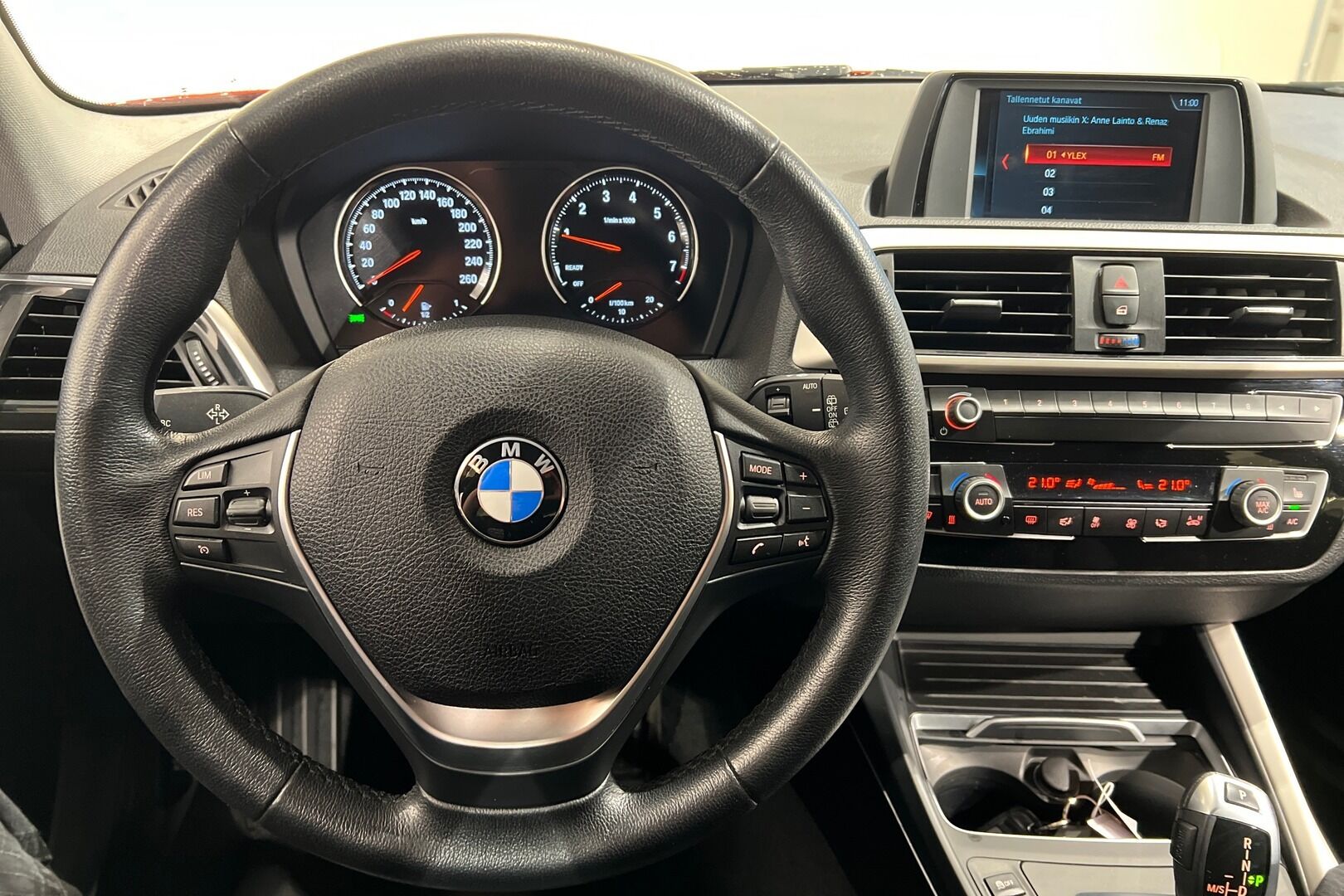 BMW 1-SARJA iso kuva 10