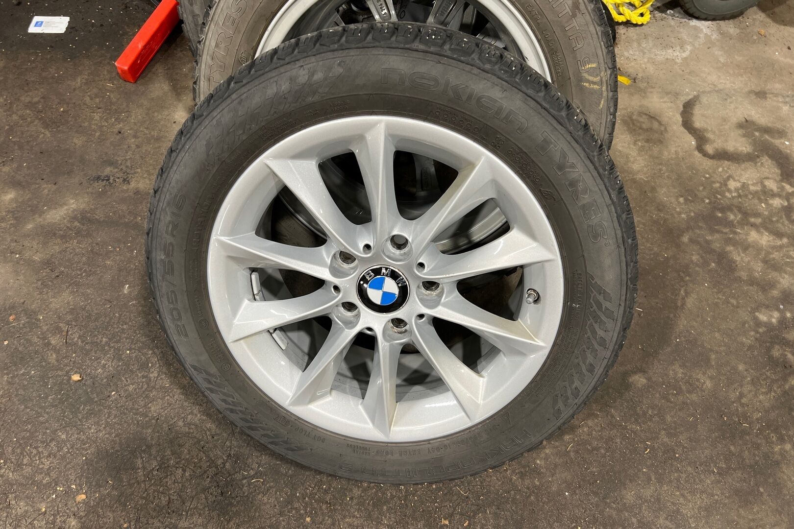 BMW 1-SARJA iso kuva 15