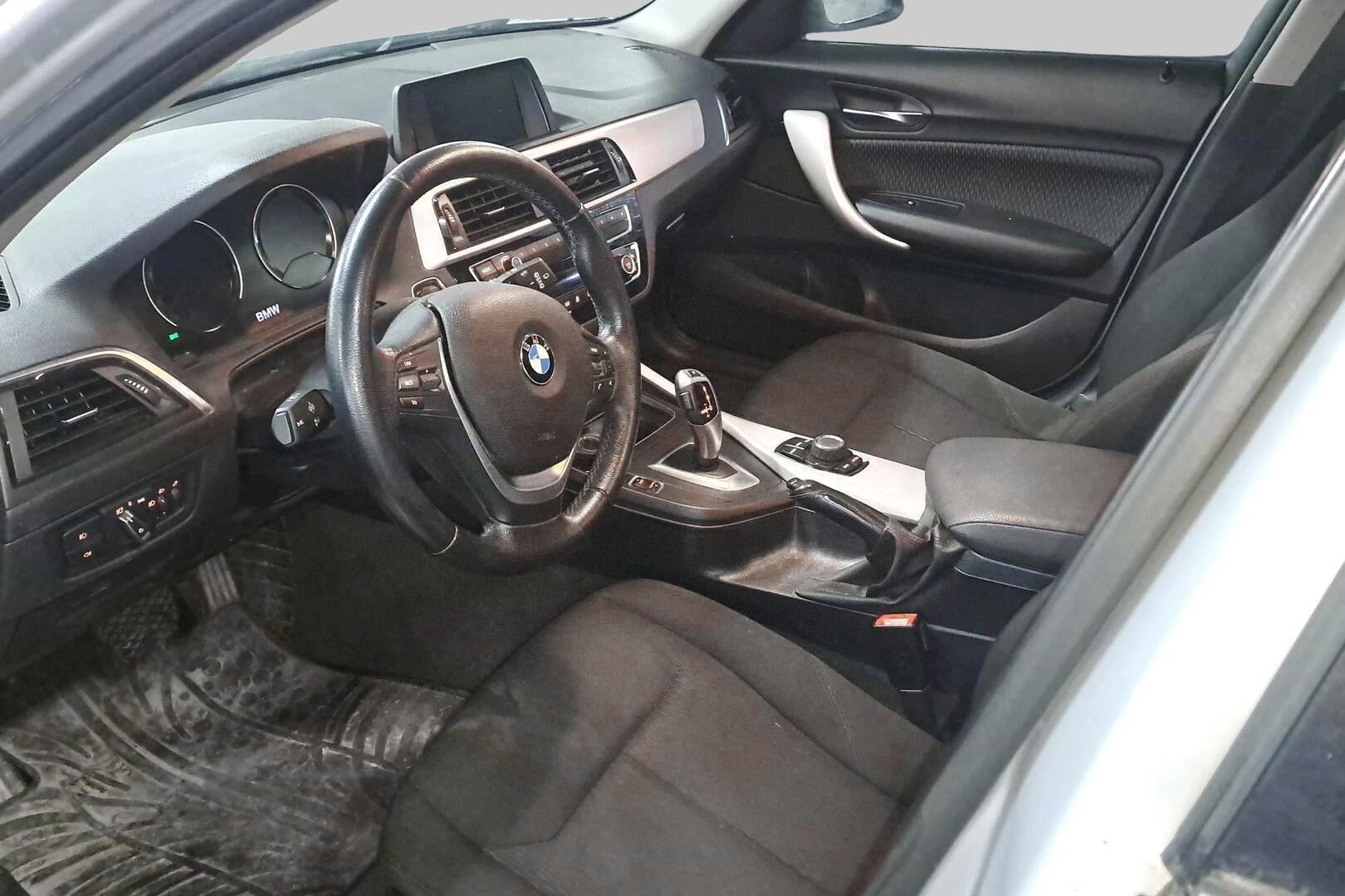BMW 1-sarja iso kuva 1