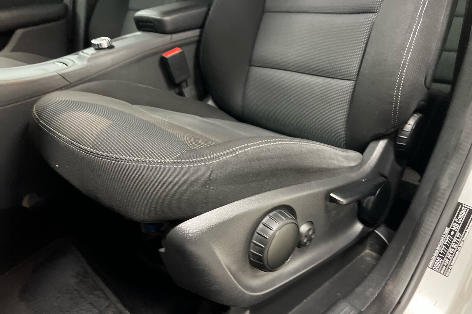 Mercedes-Benz B iso kuva 19