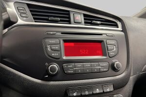 Kia cee'd esikatselu 15