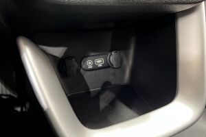 Kia cee'd esikatselu 17