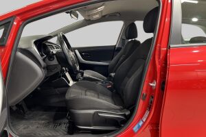 Kia cee'd esikatselu 9