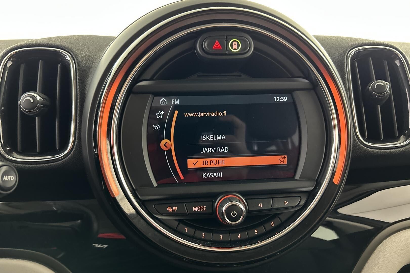 MINI Countryman iso kuva 18