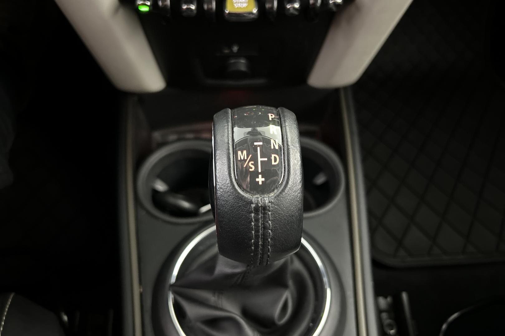 MINI Countryman iso kuva 22