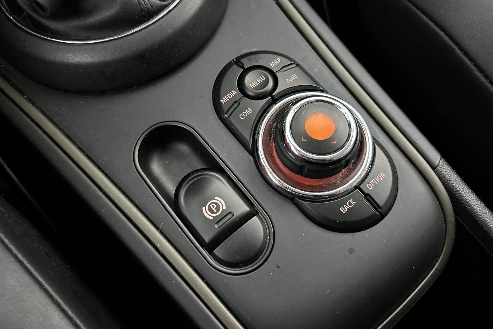 MINI Countryman iso kuva 32