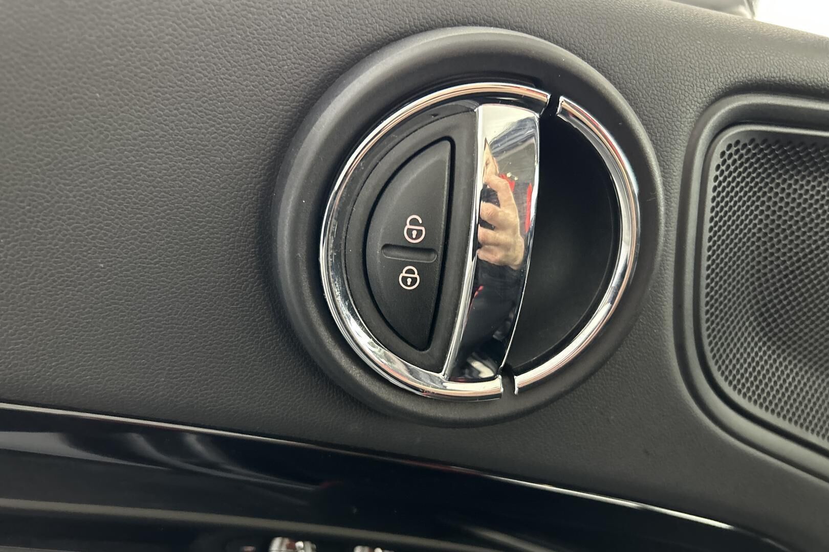 MINI Countryman iso kuva 26