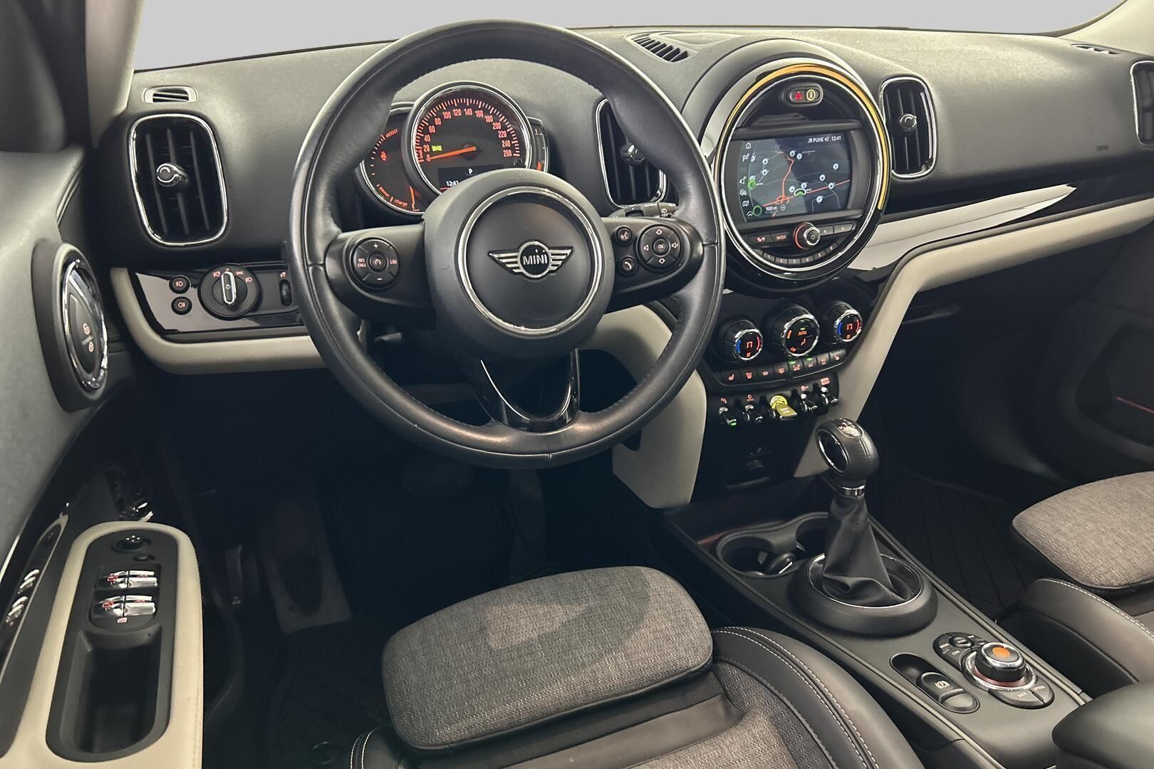 MINI Countryman iso kuva 29