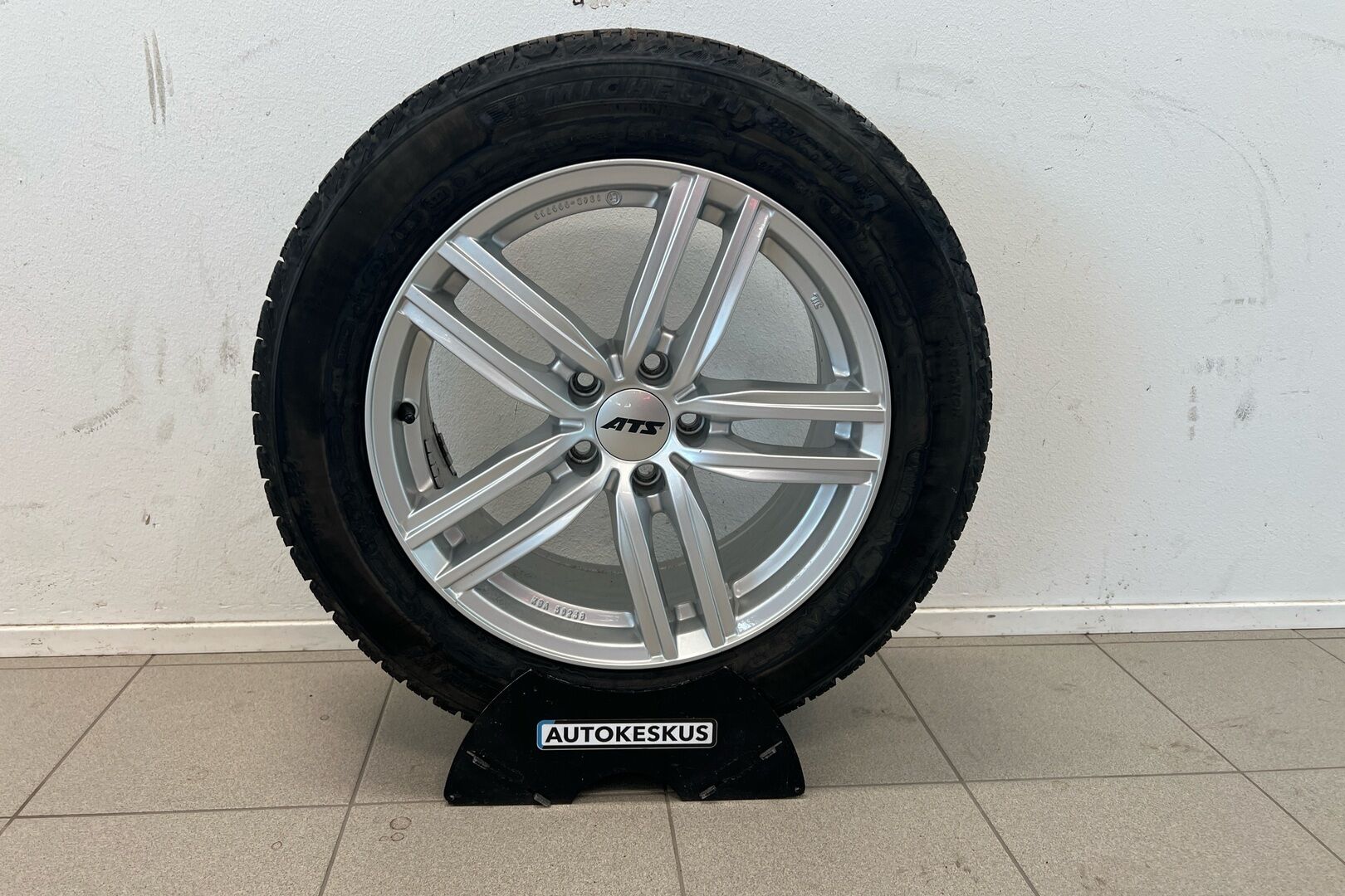 Audi A6 iso kuva 18