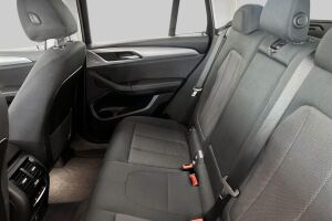 BMW X3 esikatselu 10