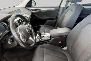 BMW X3 esikatselu 9