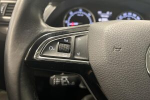 Skoda Superb esikatselu 17