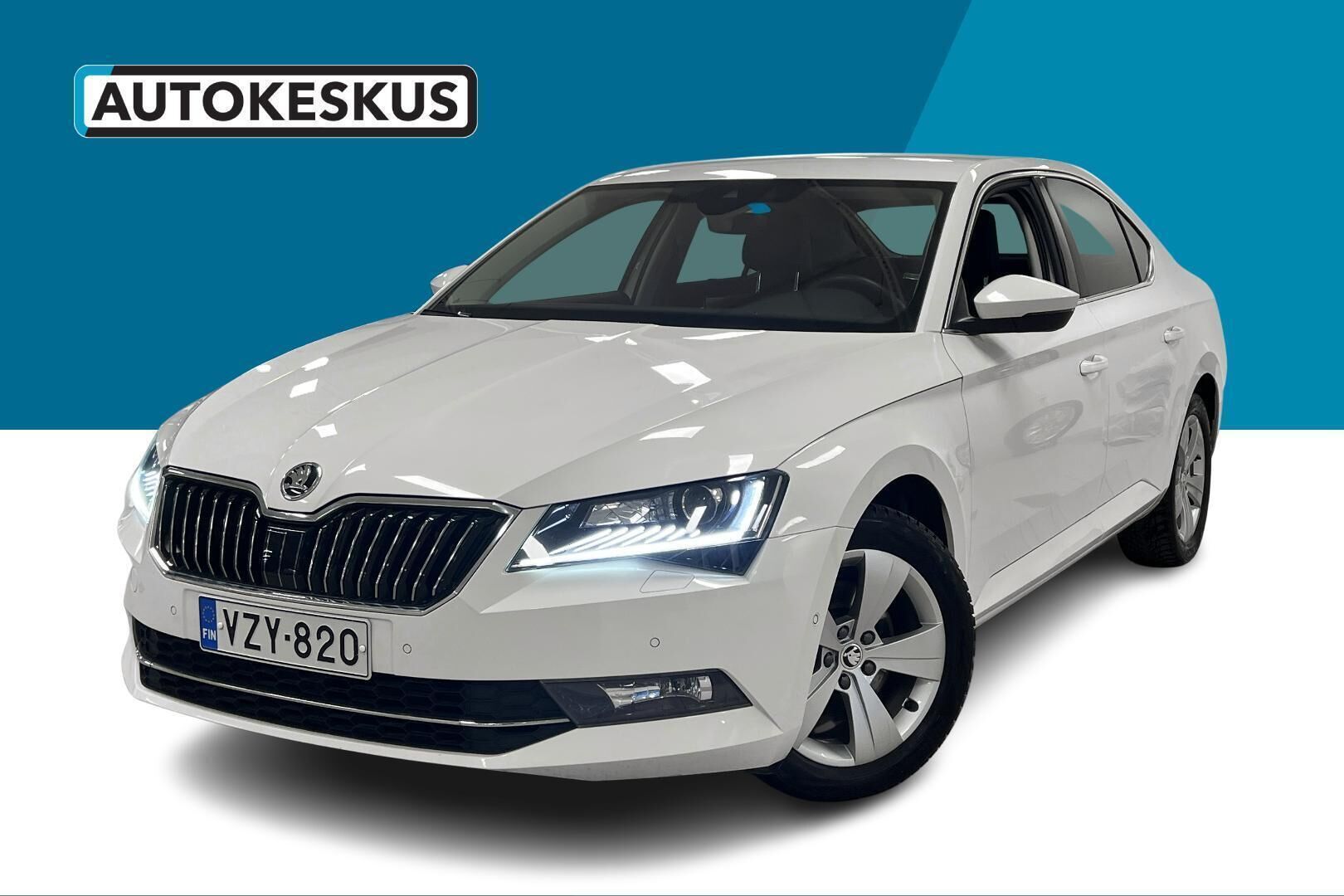 Skoda Superb iso kuva 0