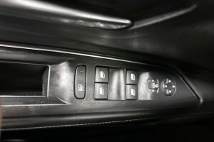 Peugeot 5008 esikatselu 17