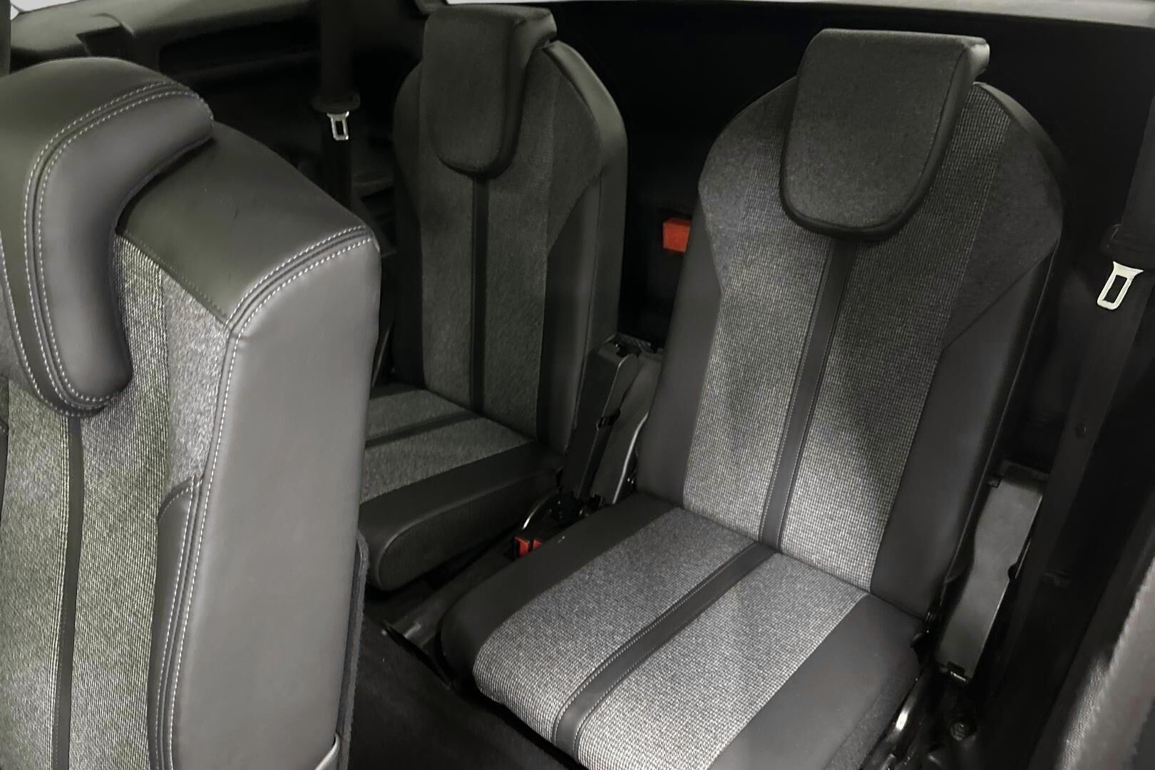 Peugeot 5008 iso kuva 20