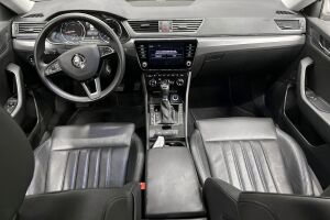 Skoda Superb esikatselu 11