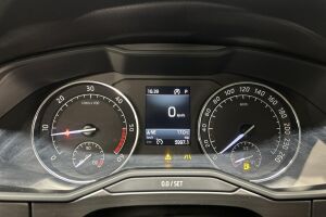 Skoda Superb esikatselu 14
