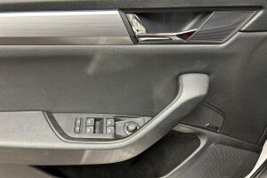 Skoda Superb esikatselu 21