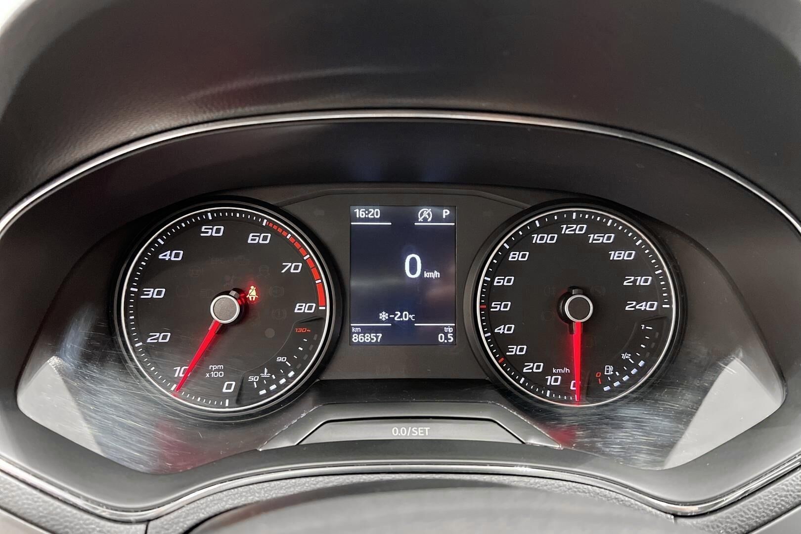 Seat Ibiza iso kuva 13