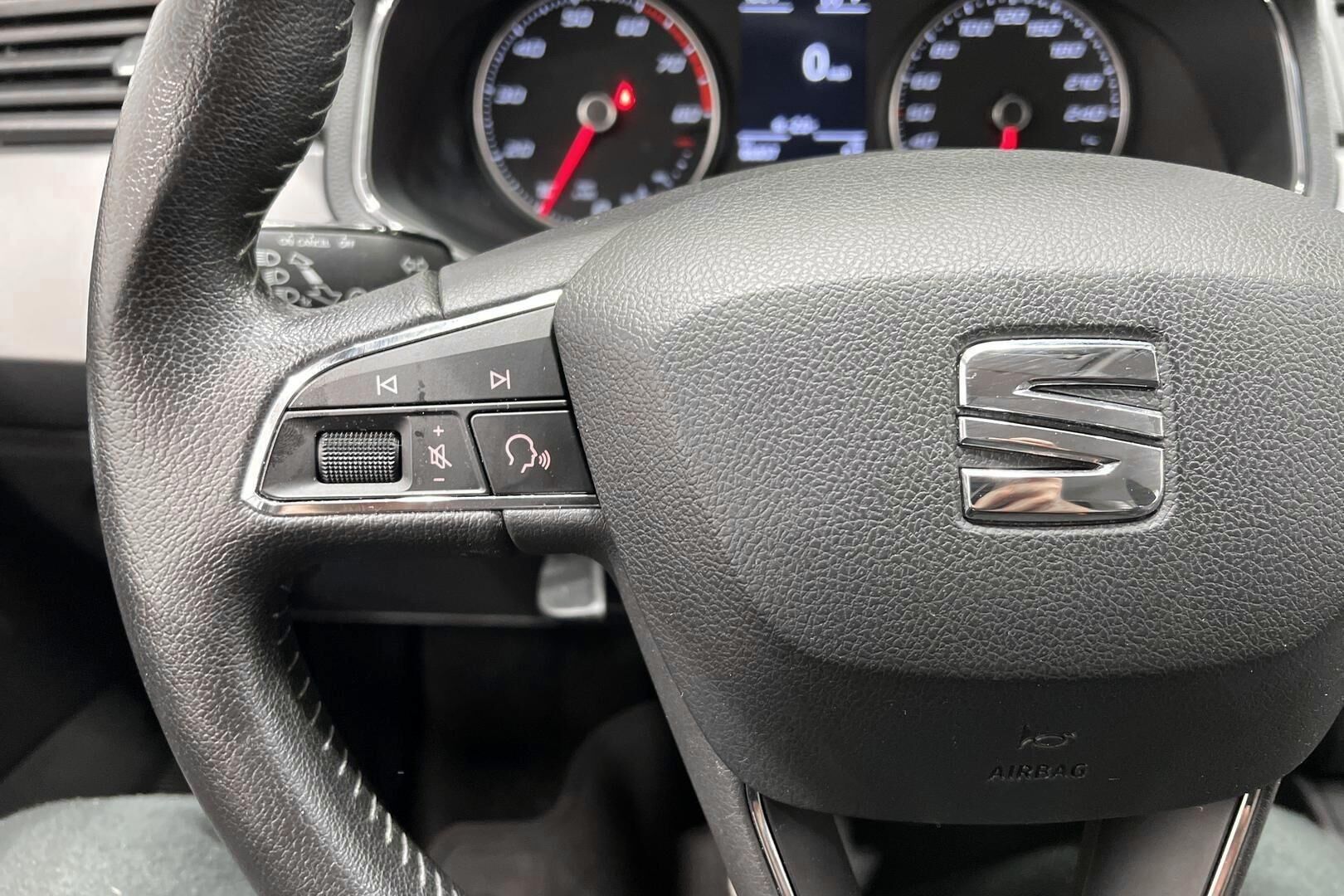 Seat Ibiza iso kuva 19