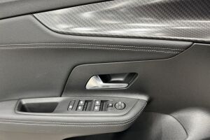 OPEL MOKKA-E esikatselu 23