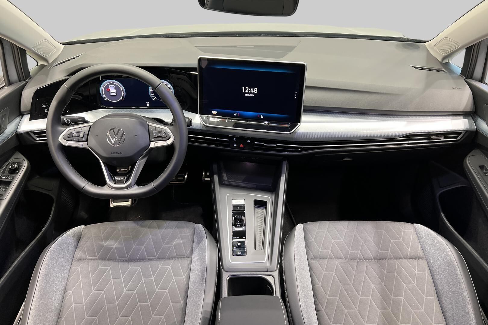 VOLKSWAGEN GOLF iso kuva 10