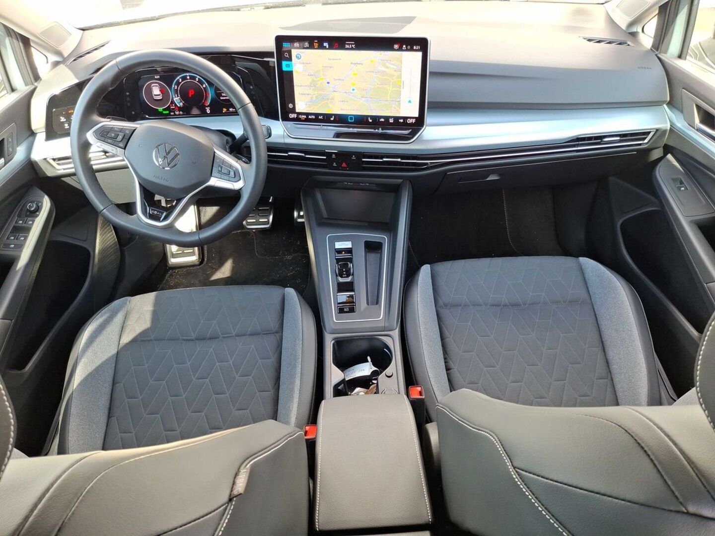 VOLKSWAGEN GOLF iso kuva 2