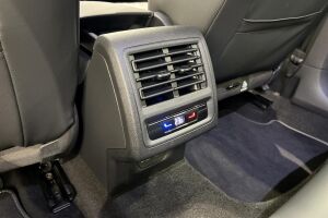 VOLKSWAGEN GOLF esikatselu 36