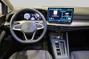 VOLKSWAGEN GOLF esikatselu 1