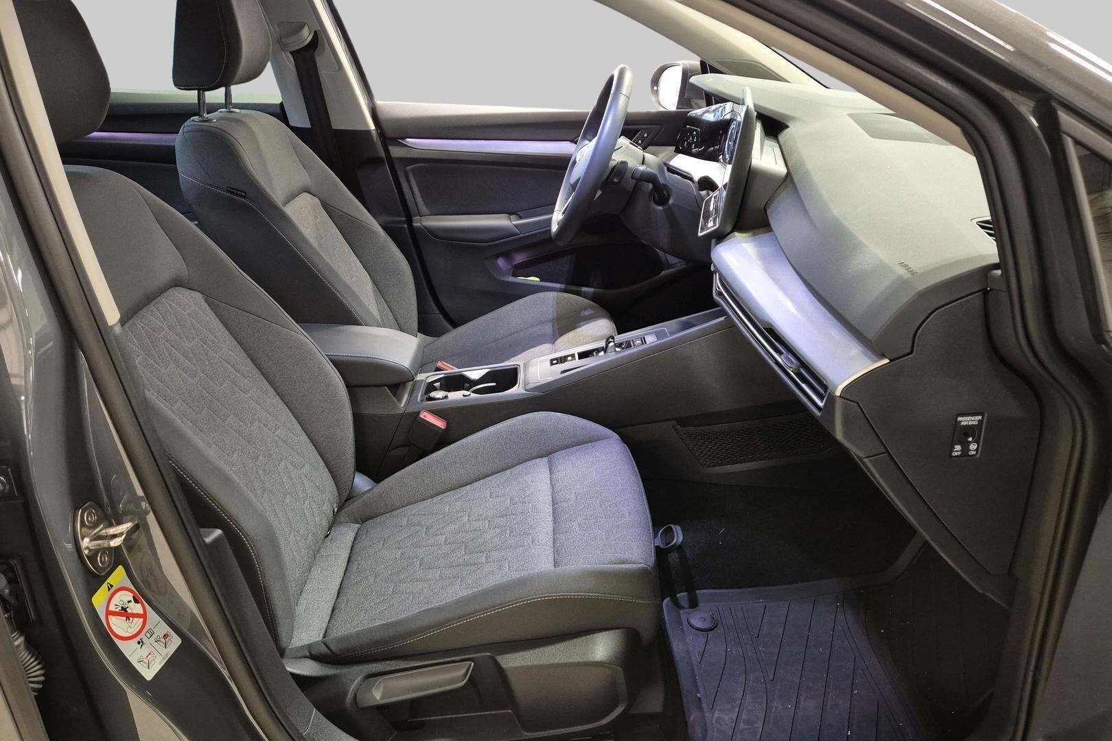 VOLKSWAGEN GOLF iso kuva 3