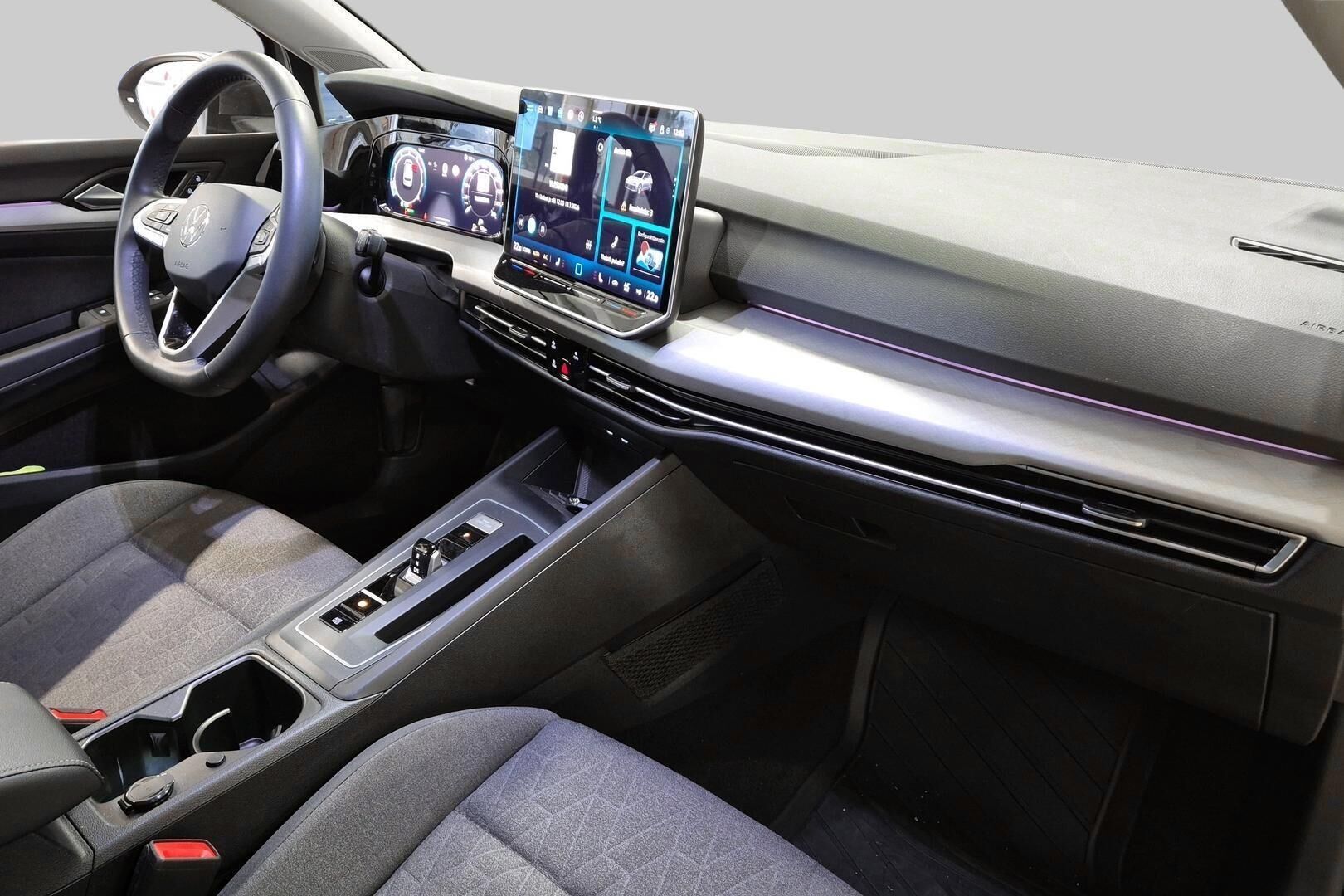 VOLKSWAGEN GOLF iso kuva 4