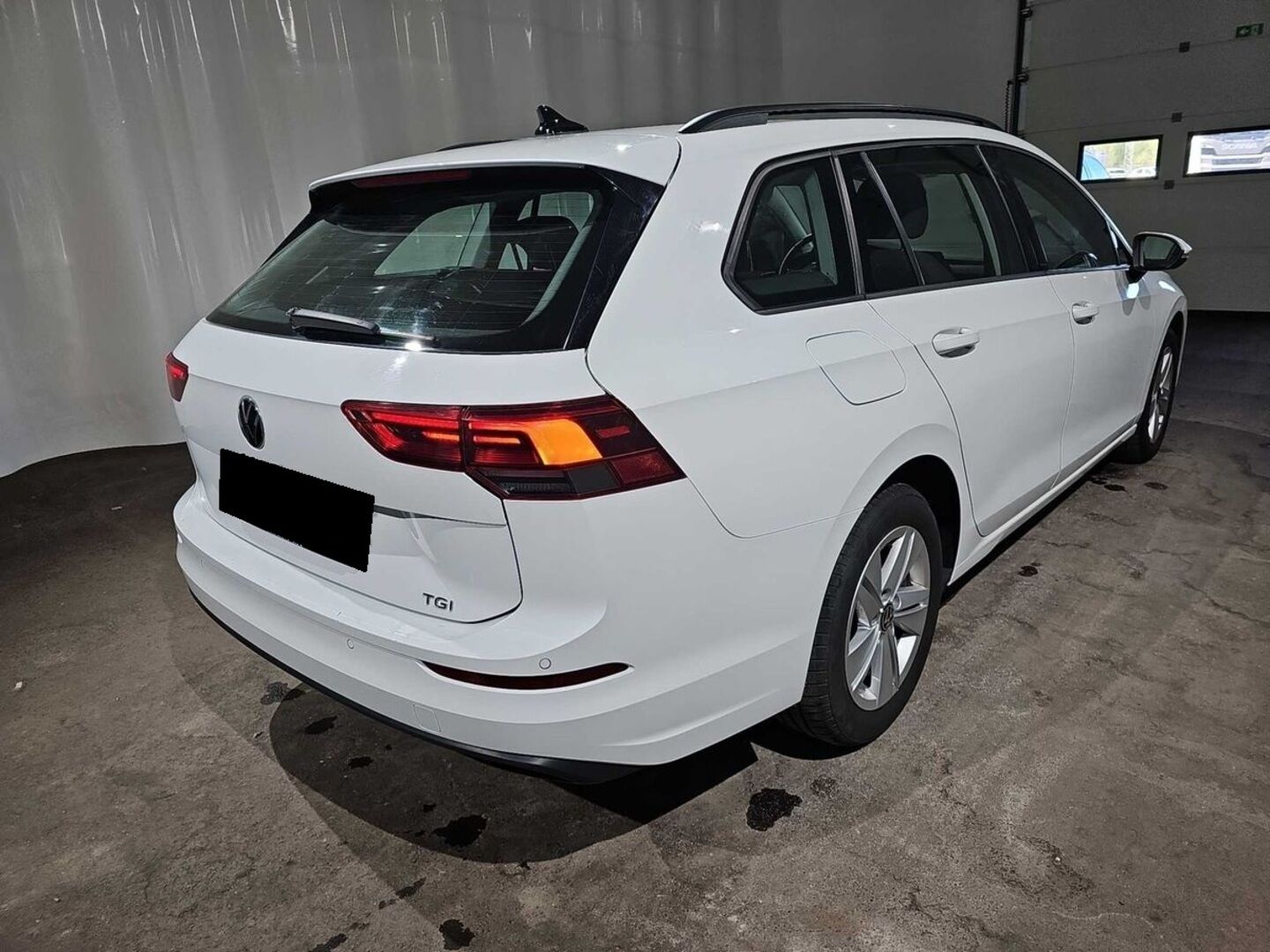 VOLKSWAGEN GOLF iso kuva 1