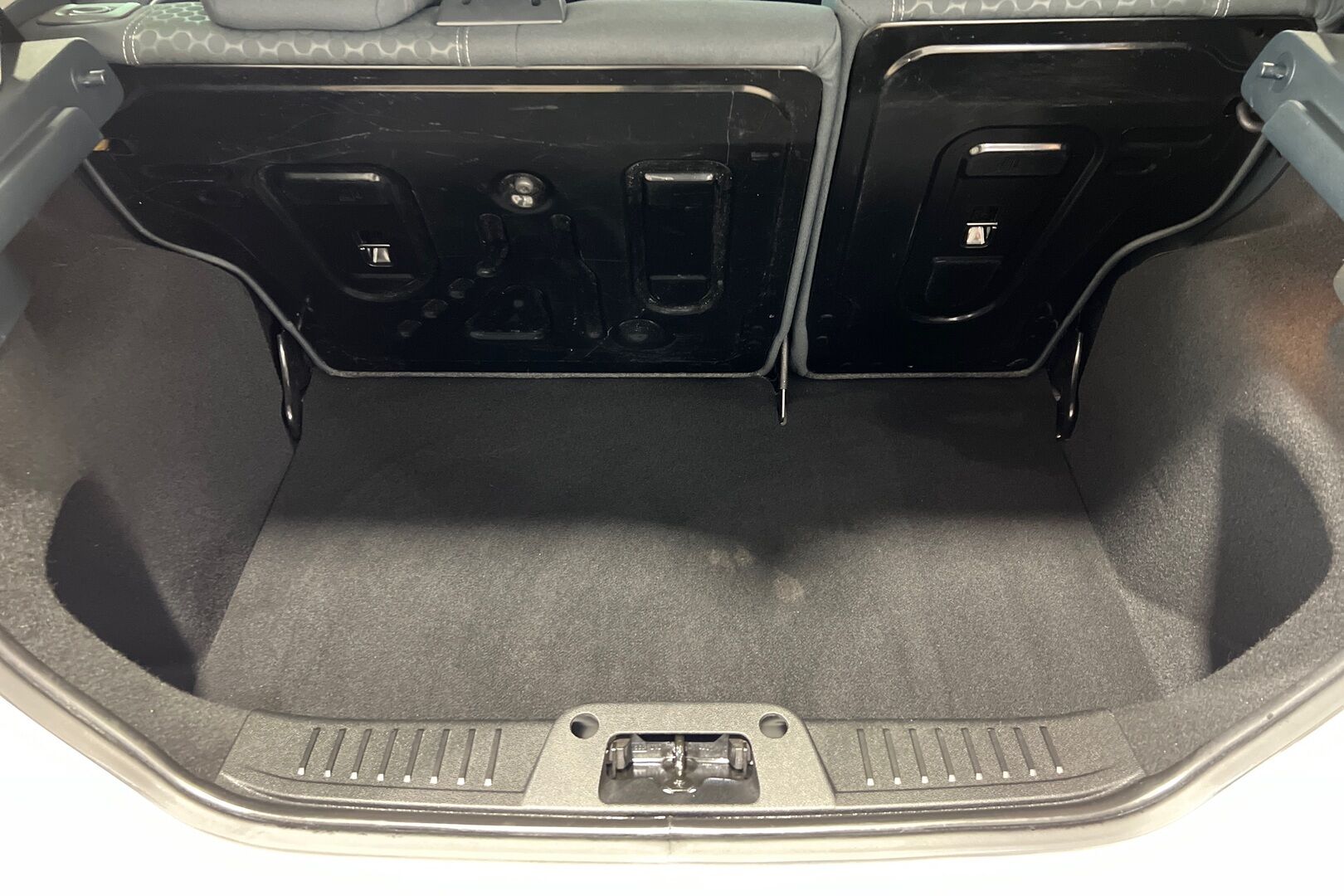 Ford Fiesta iso kuva 7