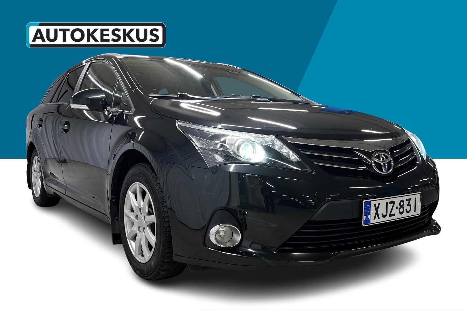 Toyota Avensis iso kuva 3