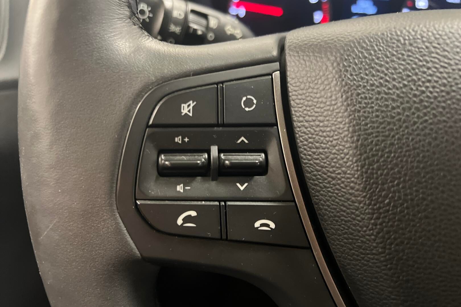 Hyundai i20 Hatchback iso kuva 13