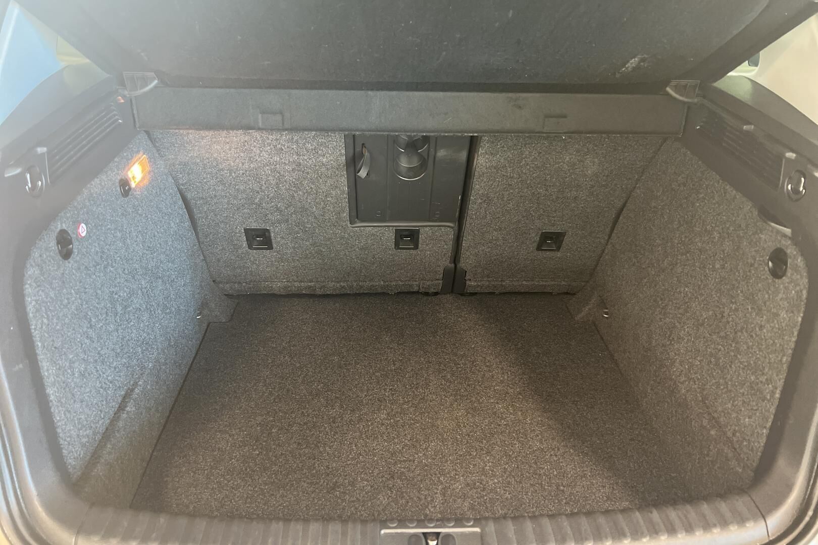Volkswagen Tiguan iso kuva 12