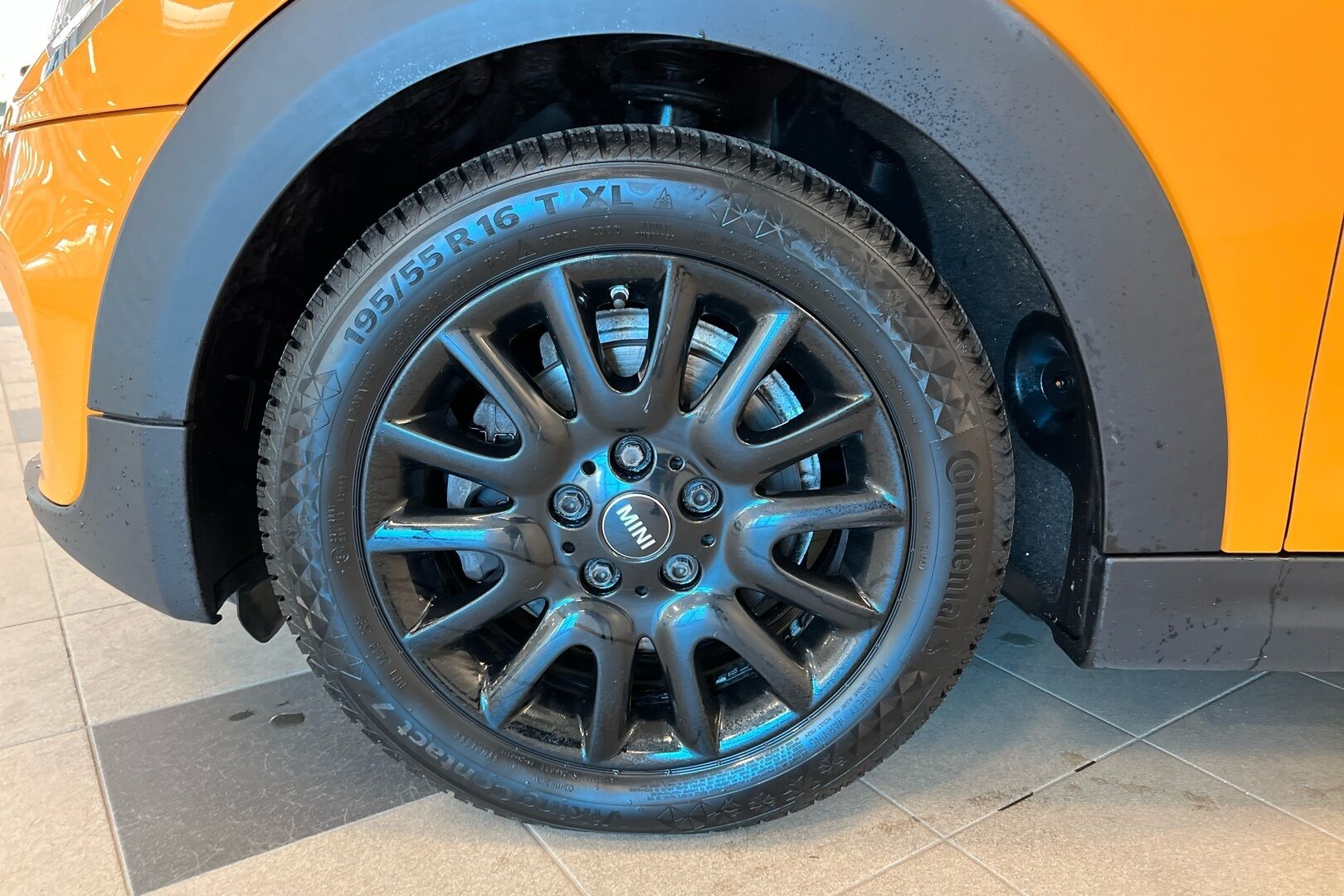 MINI Hatchback iso kuva 10