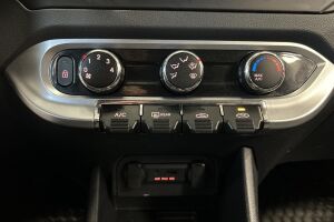 Kia Rio esikatselu 15