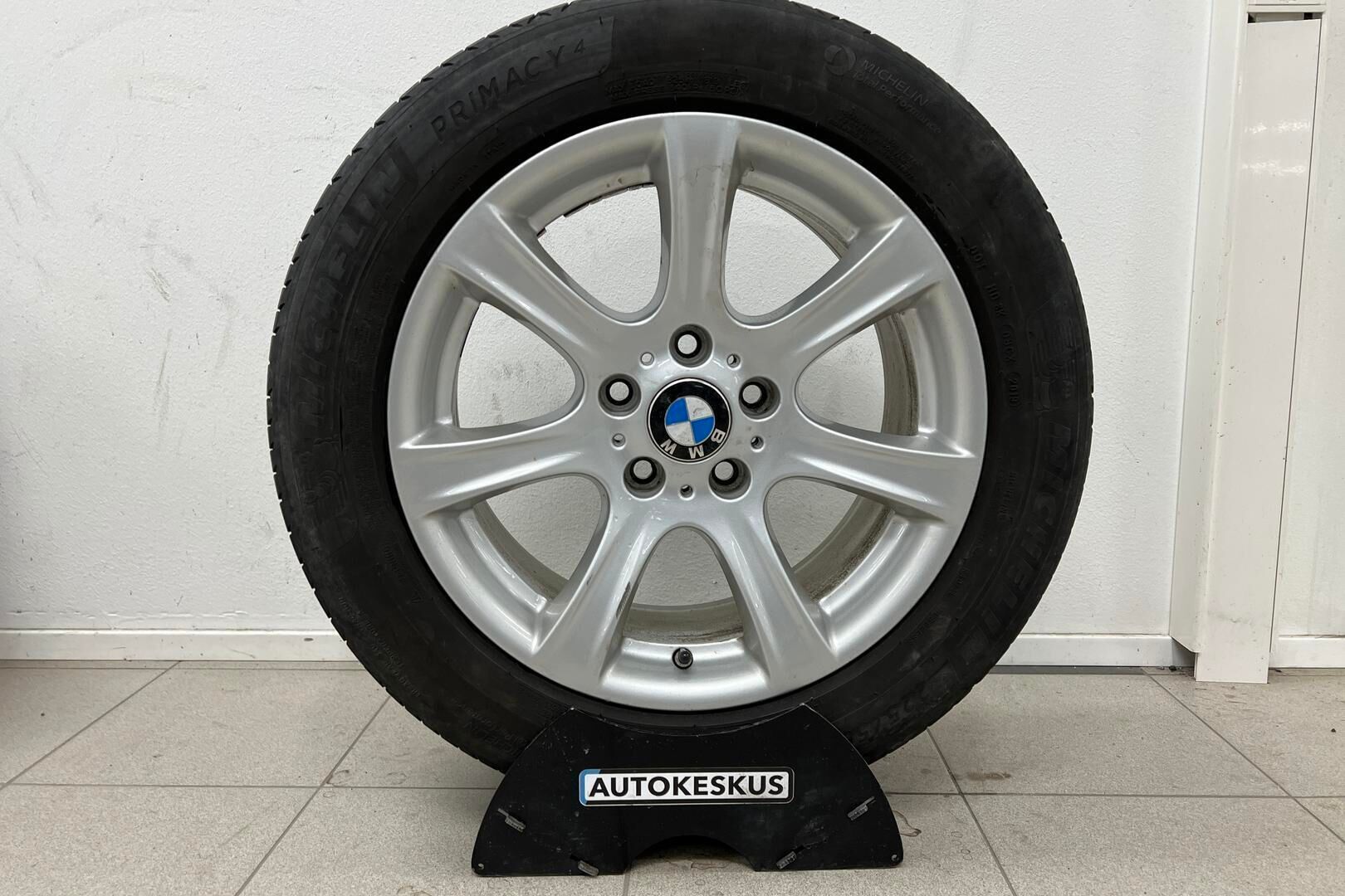 BMW 3-sarja iso kuva 20