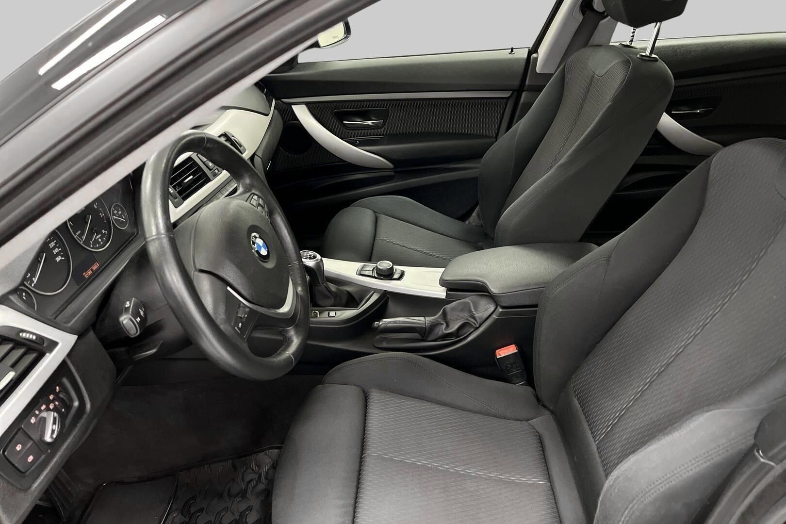 BMW 3-sarja iso kuva 8