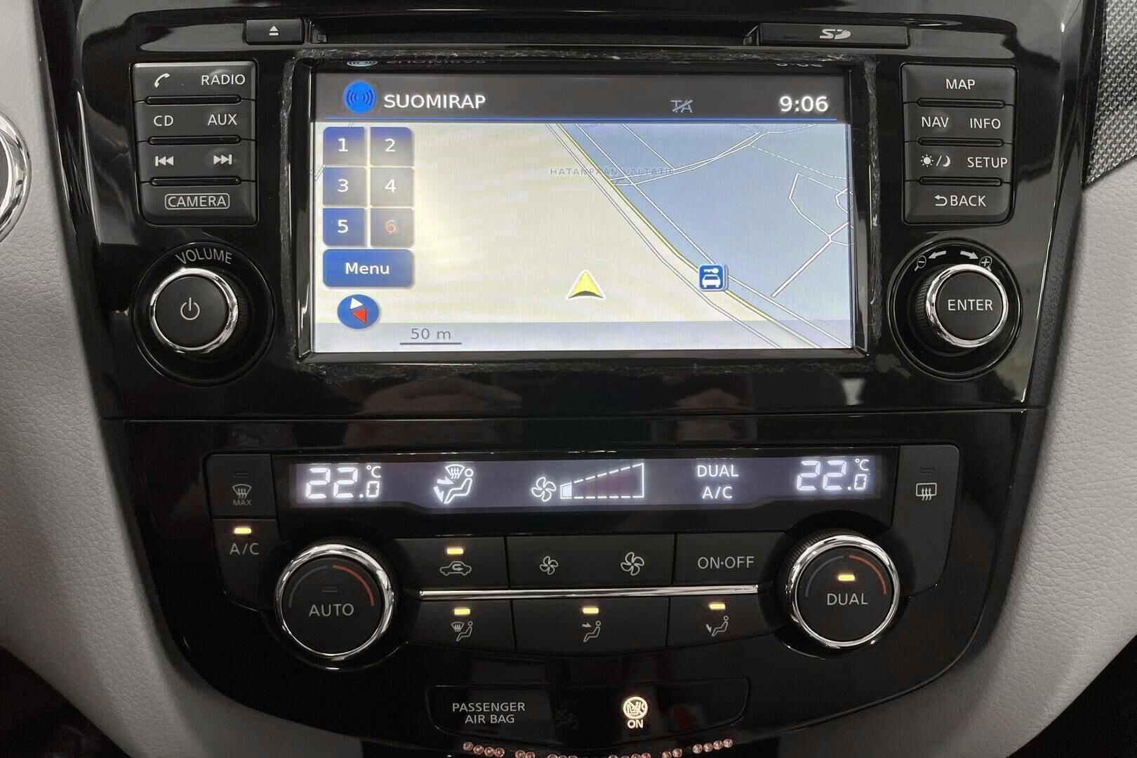 Nissan X-Trail iso kuva 14
