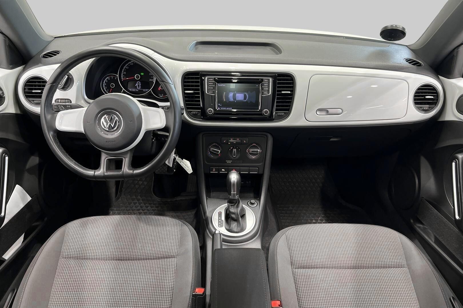 Volkswagen Beetle iso kuva 11