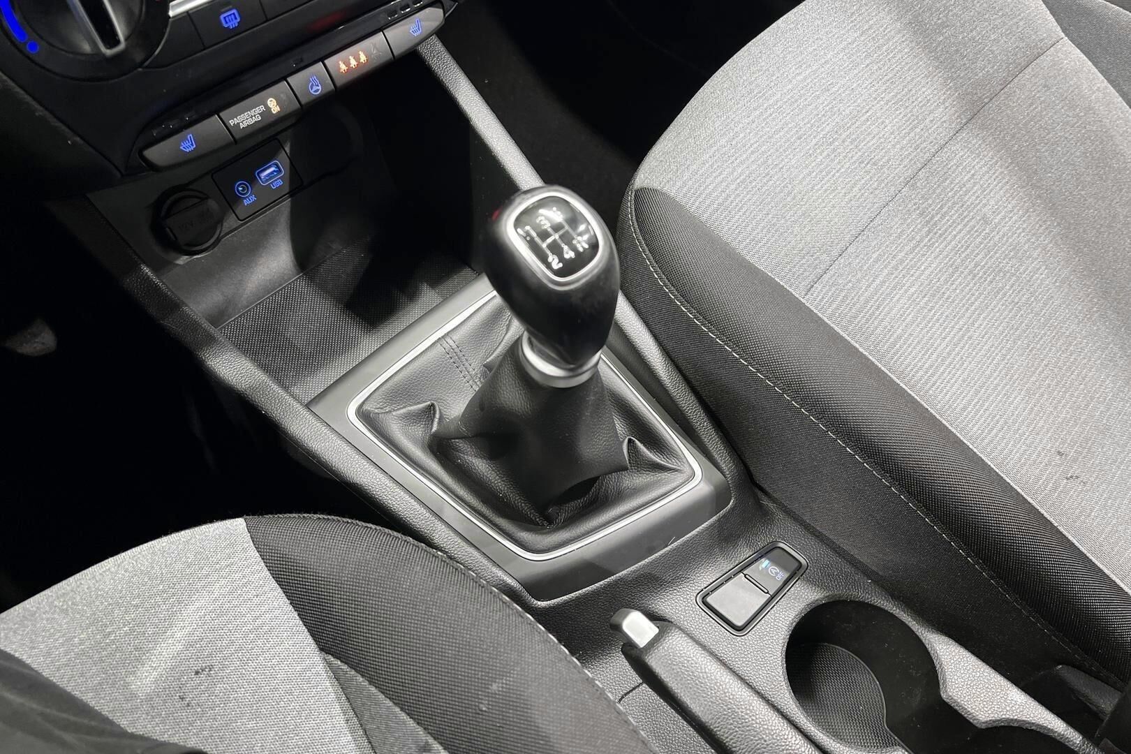 Hyundai i20 5d iso kuva 17