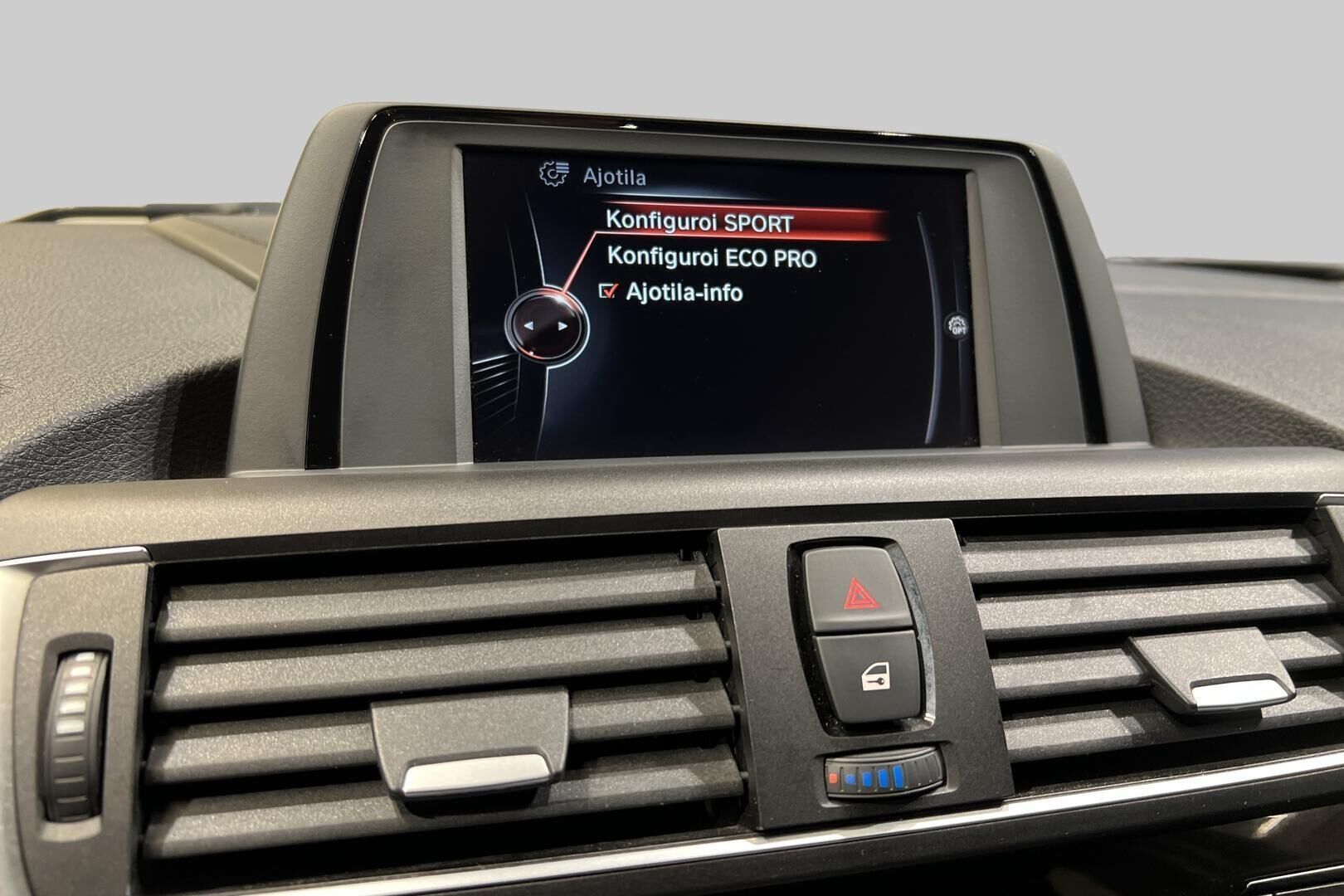 BMW 1-SARJA iso kuva 16