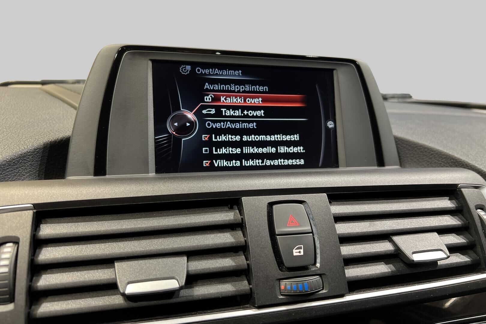 BMW 1-SARJA iso kuva 18