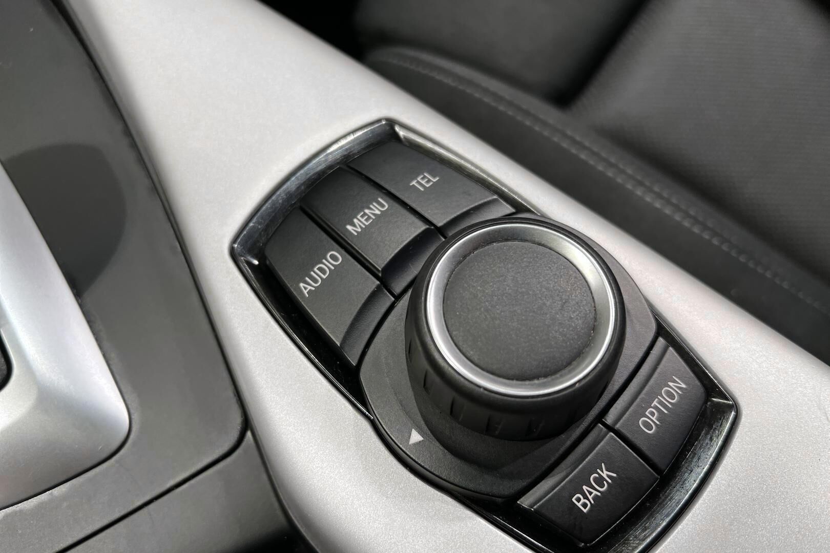 BMW 1-SARJA iso kuva 33