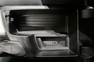 BMW 1-SARJA esikatselu 24