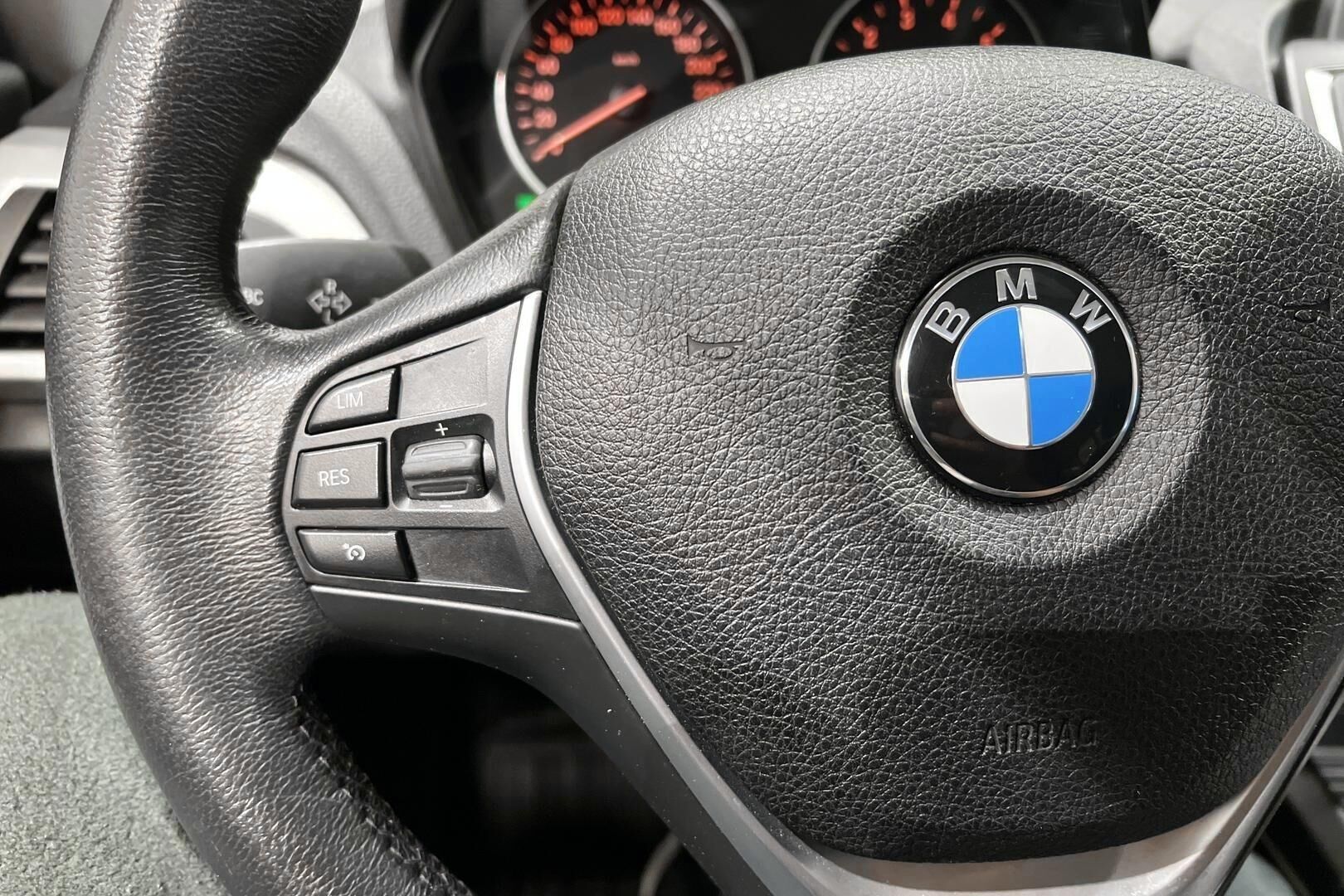 BMW 1-SARJA iso kuva 26