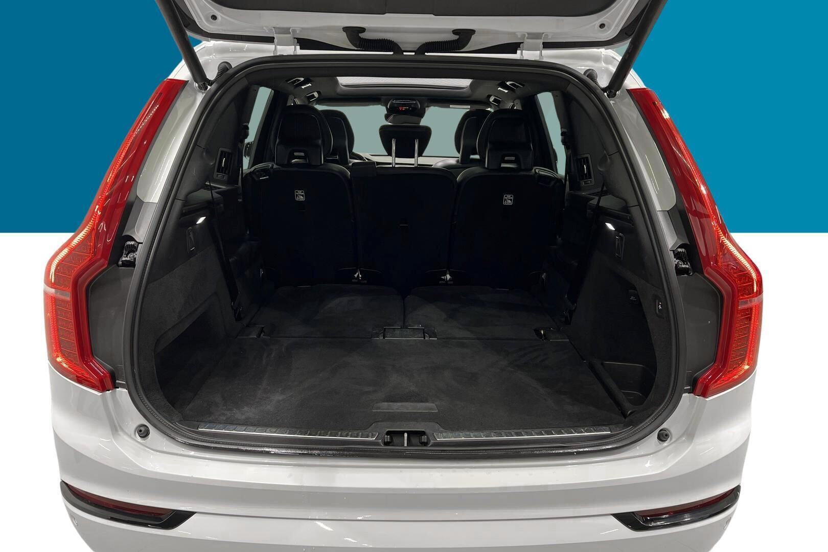 Volvo XC90 iso kuva 32