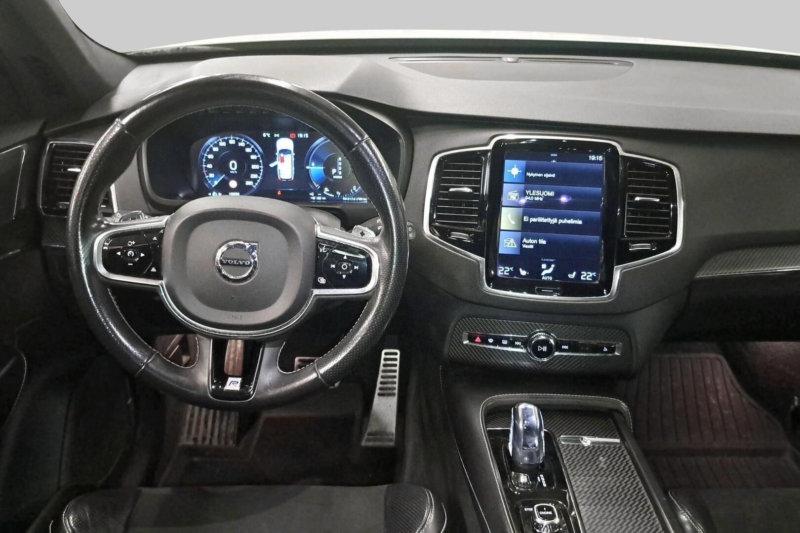 Volvo XC90 iso kuva 2